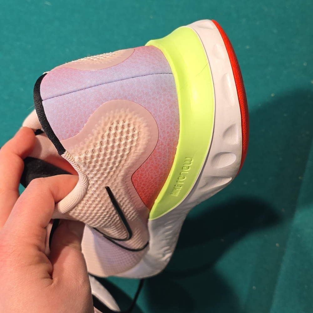 Nike Renew - Picture 4 of 4